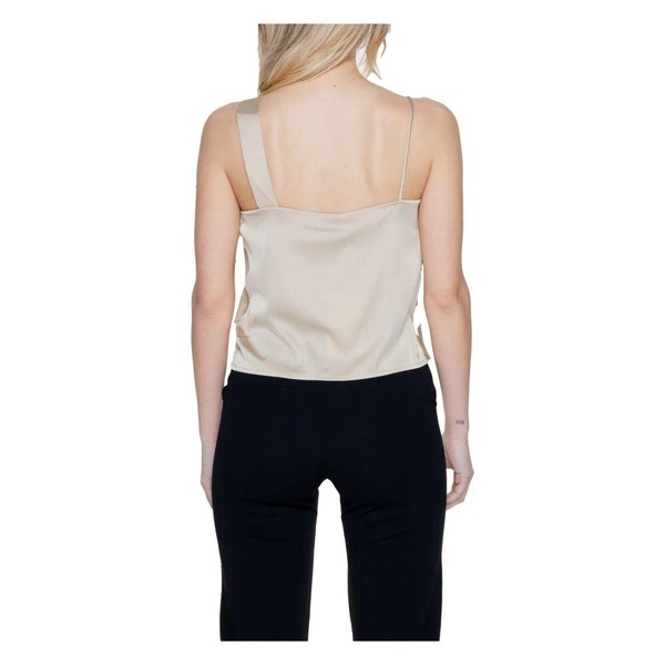 Nathalie Singlet Spring/Summer Collection