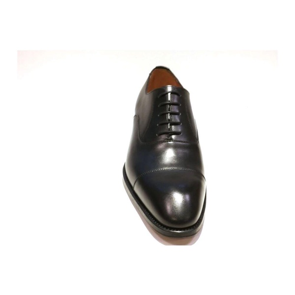 Classic Black Box Calf Shoe with Toe Stitching
