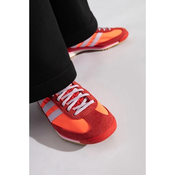 Sports shoes SL 72 OG
