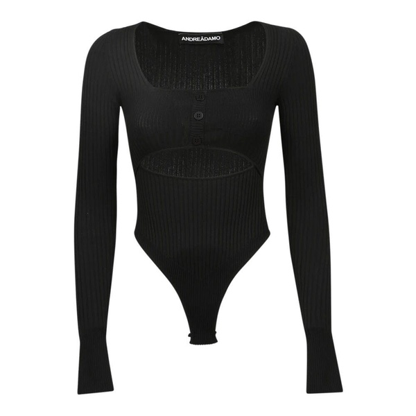 Ribbed knit body
