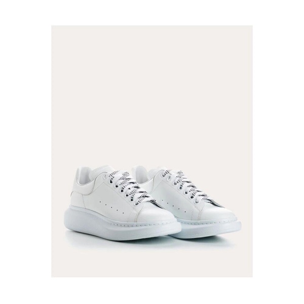 Classic Black Leather Lace-up Oversize Sneakers