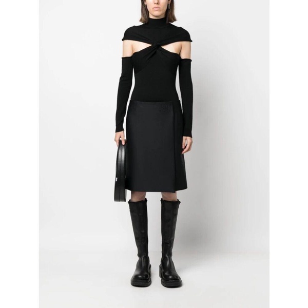 Knitted Cut-Out Turtleneck