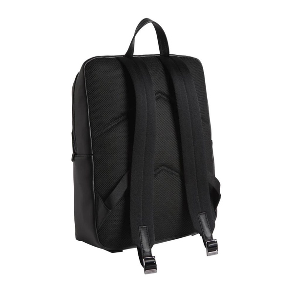 Clean Essential Squared Backpack
