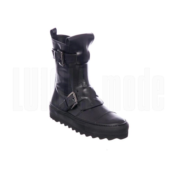 Black Leather Sere Bottom