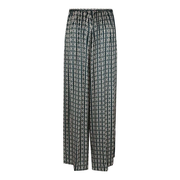 Green Trousers Elevate Wardrobe Stylish Outings