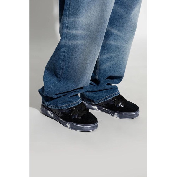 ‘New Roma’ sneakers