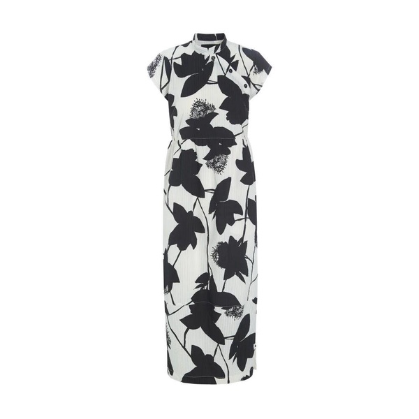 Seersucker Bloom Dress with Oriental Flair