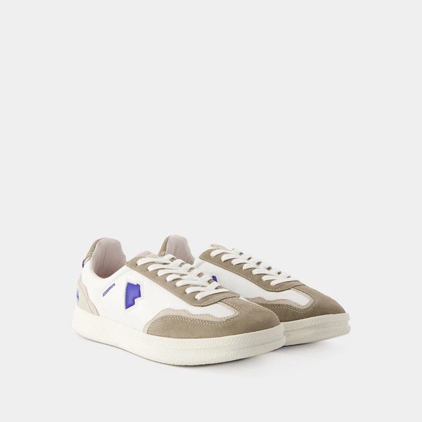White Leather Sneakers - Round Toe