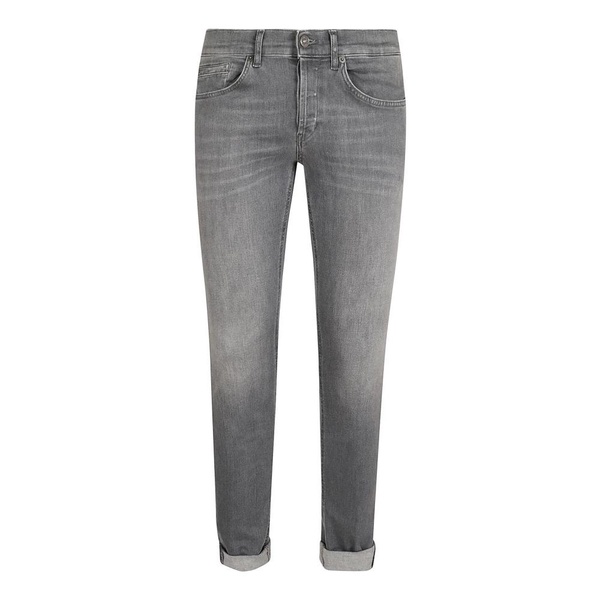 Grey Jeans Elevate Modern Man Style