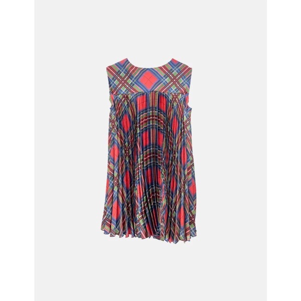 Pleated Sleeveless Top