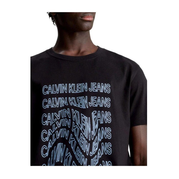 Modern Sophisticated Black T-shirt