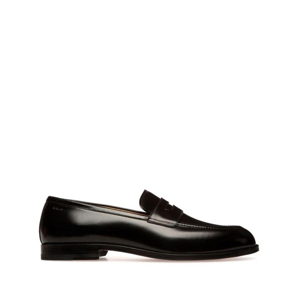 Black Leather Flat Shoes