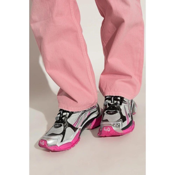 Women's Runner Gradient Sneaker  in White/pink/black