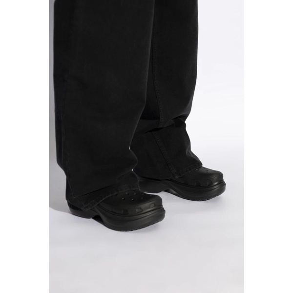 Ankle-high boots
