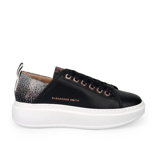 Wembley Black Leather Sneakers
