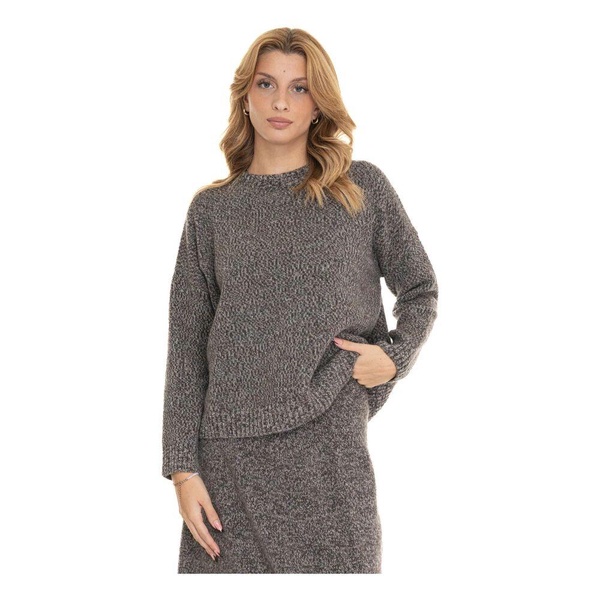 Boxy Wool Pullover