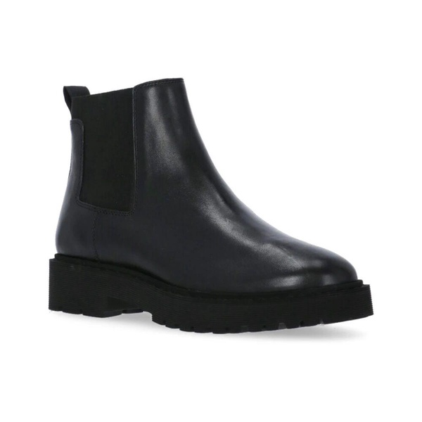 Black Leather Chelsea Boots