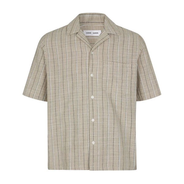 Short-sleeved Button-Up Linen Shirt