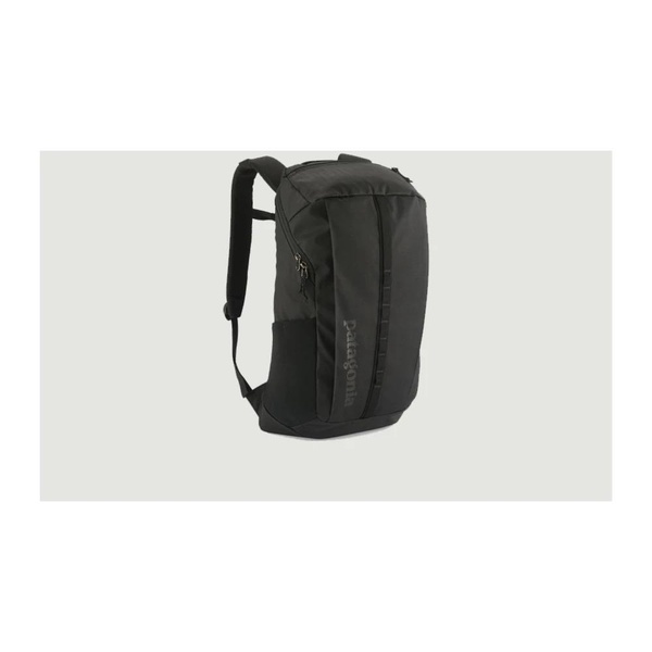 Black Hole Pack 25L backpack