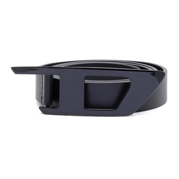 Slim leather belt with D buckle