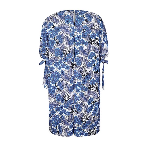 Short cotton dress with boat neckline