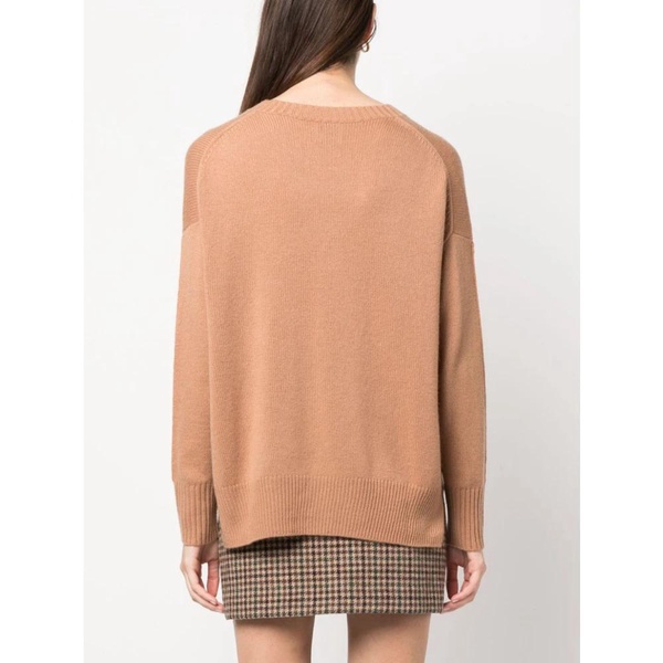 Round-neck Knitwear