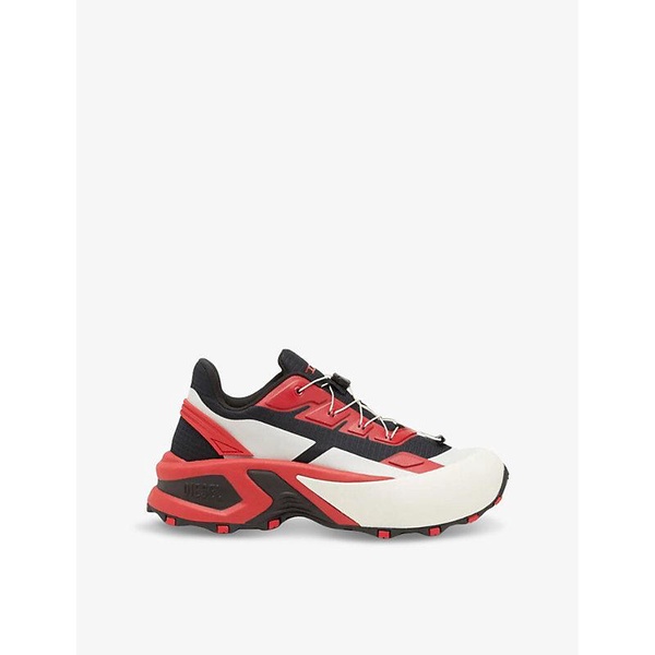 D-CAGE RUNNER