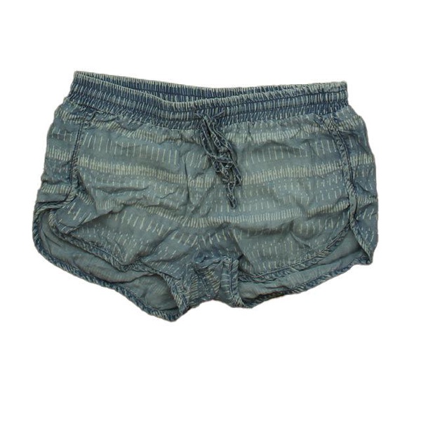 girls blue | white shorts