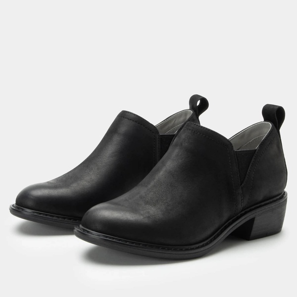 women's merle bootie in burnished black