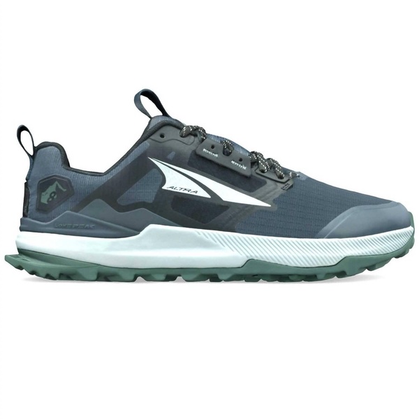 women's lone peak 8 trail running shoes in black/gray