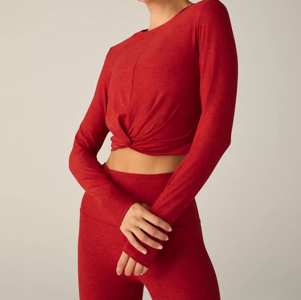 featherweight center stage cropped long sleeve pullover tee top in ruby red