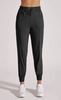 mastermind jogger in black