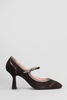 Anna F. Pumps