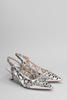 Bizarre Pumps In Silver Leather