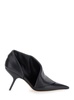 Black Pumps with Pointed Design and Side Opening Detail in Leather Woman