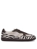 Alohas Sneakers & Slip-On