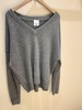 v-sweater in heather mel