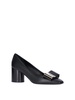 Court shoes