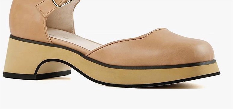 color block jane in camel/black trim