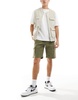 Adpt wide fit cargo short in khaki