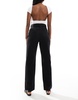 Bershka comfort fit mom jean in black