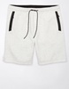 ae 24/7 8" jogger short