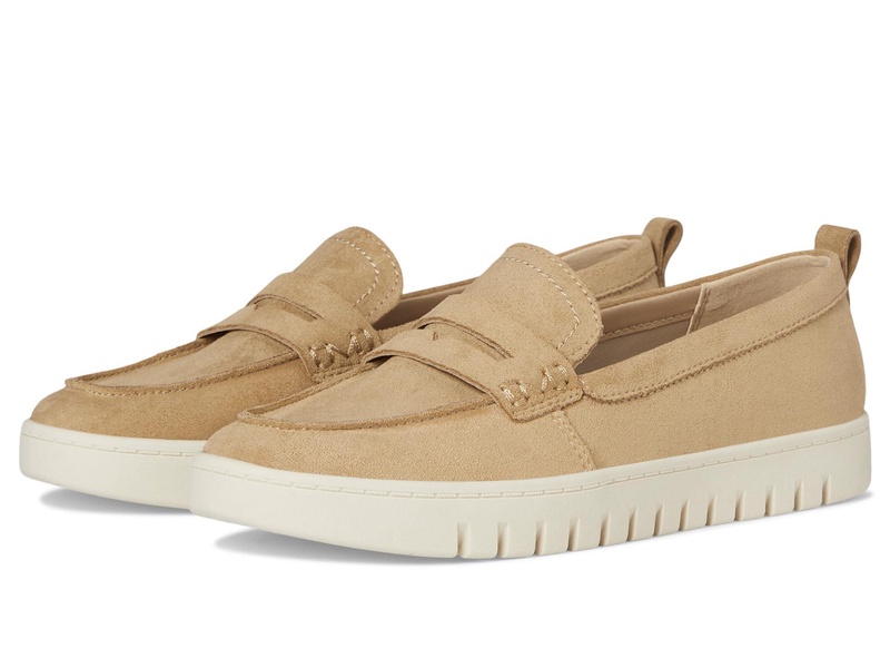 Anne Klein Women's Kinetic Boat Shoe