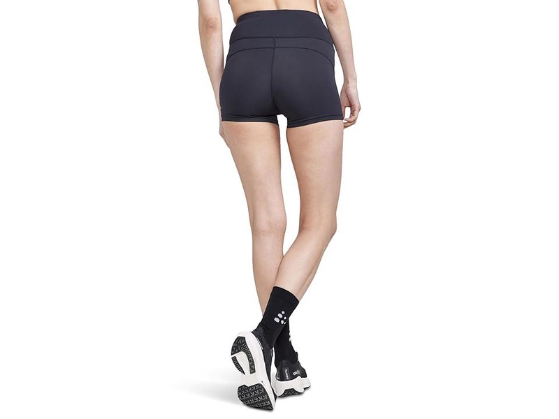 Adv Essence Hot Pants 2