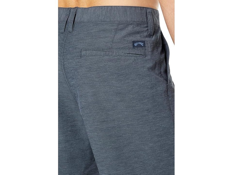 Crossfire Mid 19" Hybrid Shorts