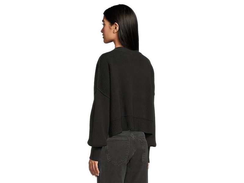 easy street crop sweater in black