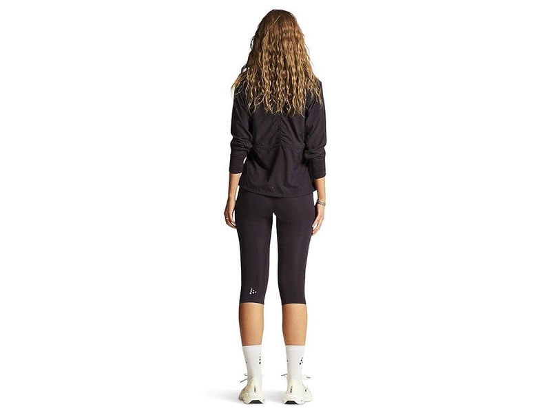 Adv Essence Capri Tights 2
