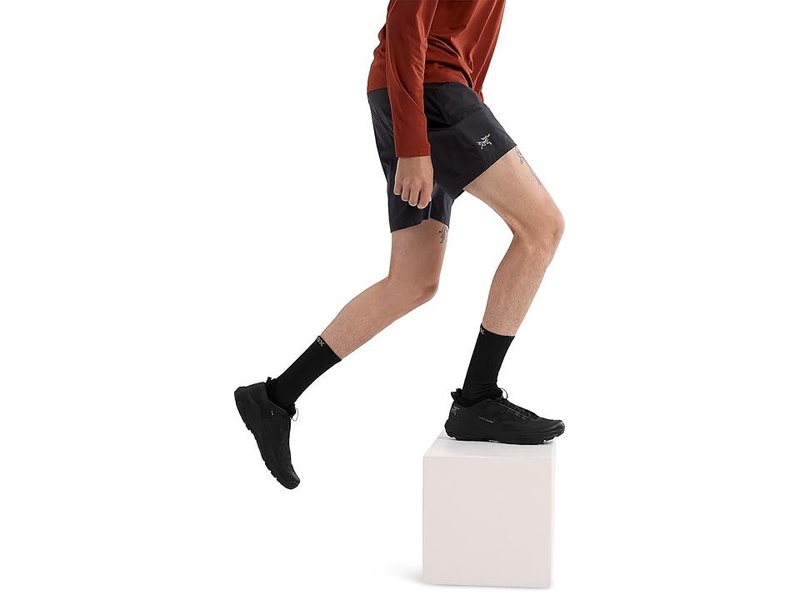 Incendo Shorts 9"