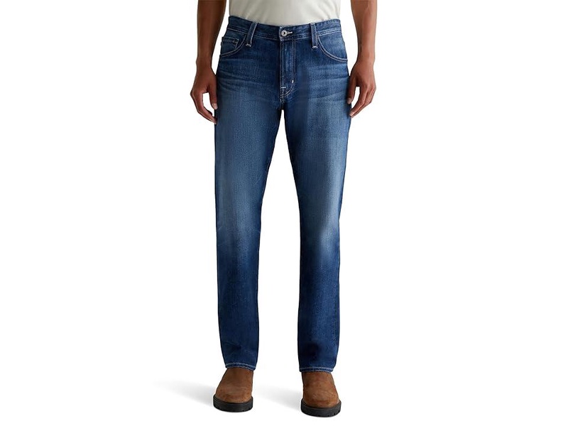 Graduate Tailored Leg Jeans in Nonchalant