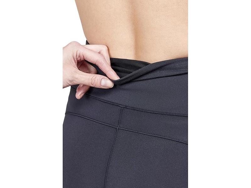 Adv Essence Hot Pants 2